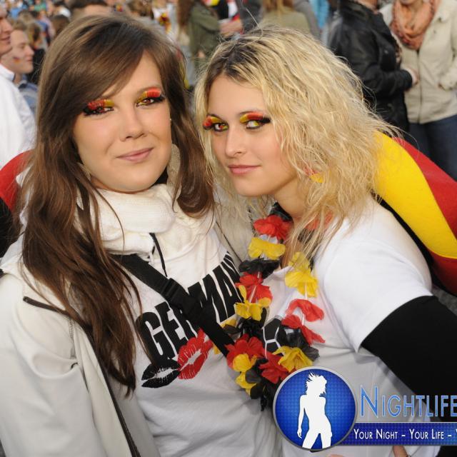 Möbel Kraft WM Arena Public Viewing DEU gegen GHA