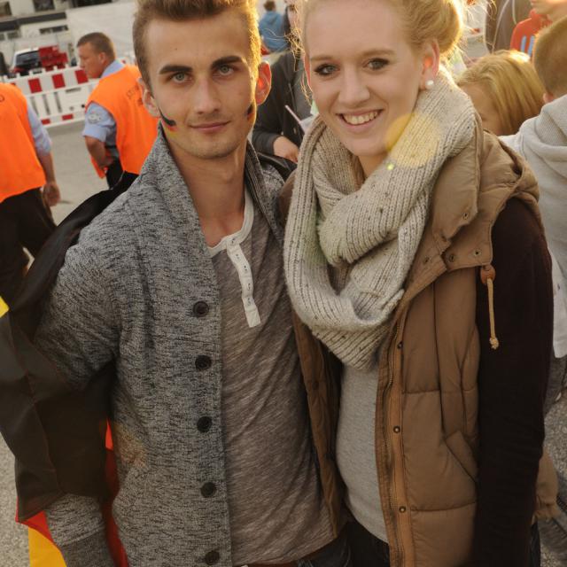 Möbel Kraft WM Arena Public Viewing DEU gegen ALG